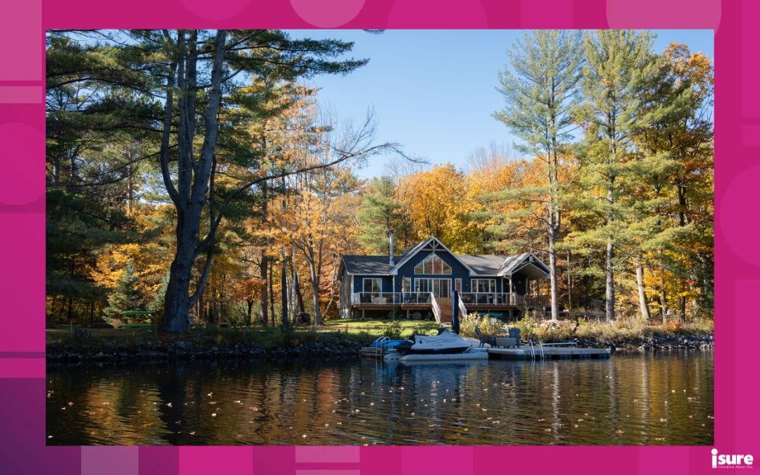 Bracebridge, Canada – October 19, 2024: A beautiful autumn scene of a riverside cottage on the Muskoka River surrounded by a vibrant forest - cheap cottages in ontario