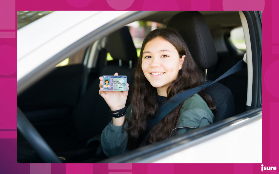 renew your ontario driver's licence - Beautiful teen girl feeling excited to start driving a car and showing her driver's license after passing her test